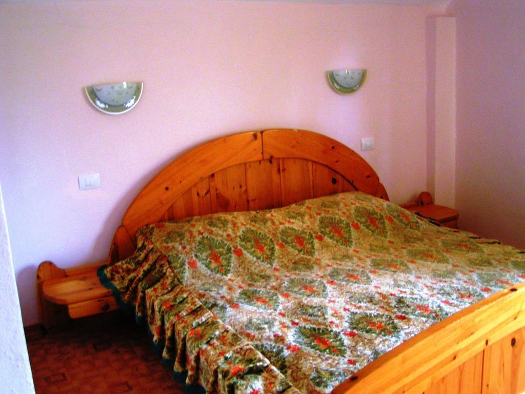 Hotel Casa Mora Sucevita Zimmer foto